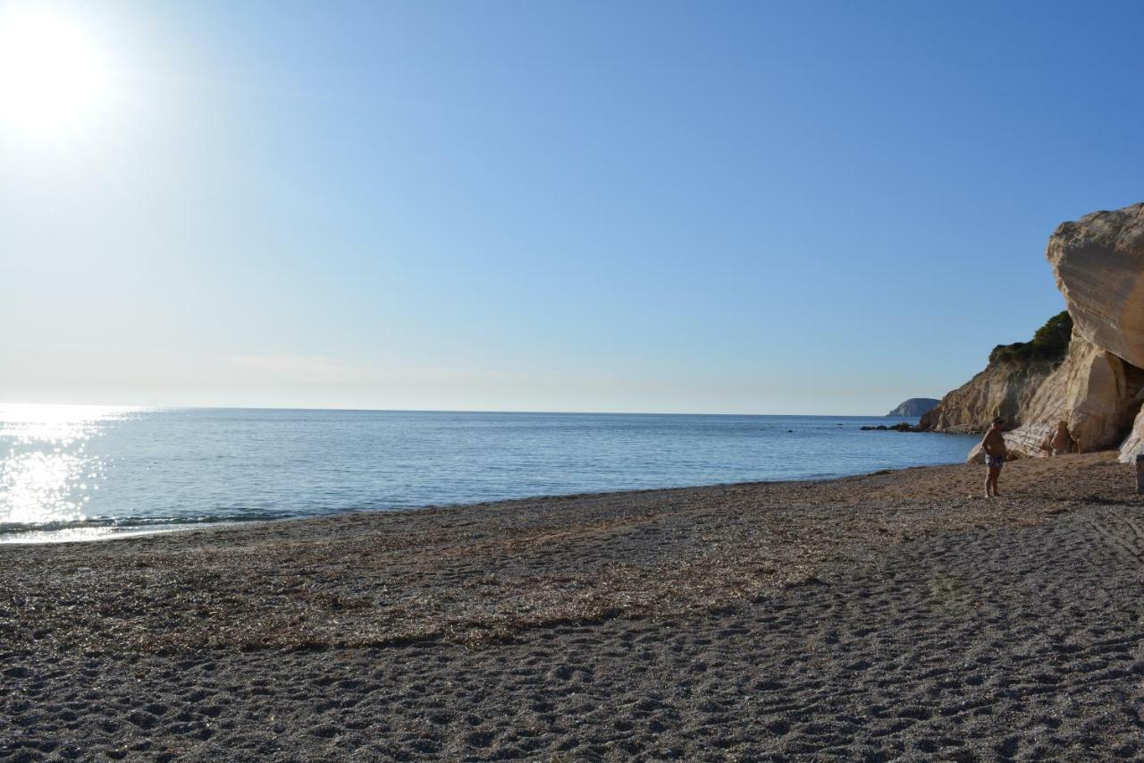 Limeri Traditional Guest House Monolithos  Exterior foto